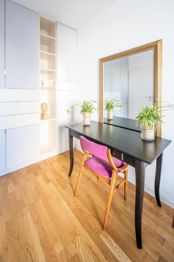 Krucza Apartment ~ Self Check-In 24H ~ Parking And Lift Βρότσλαβ Εξωτερικό φωτογραφία